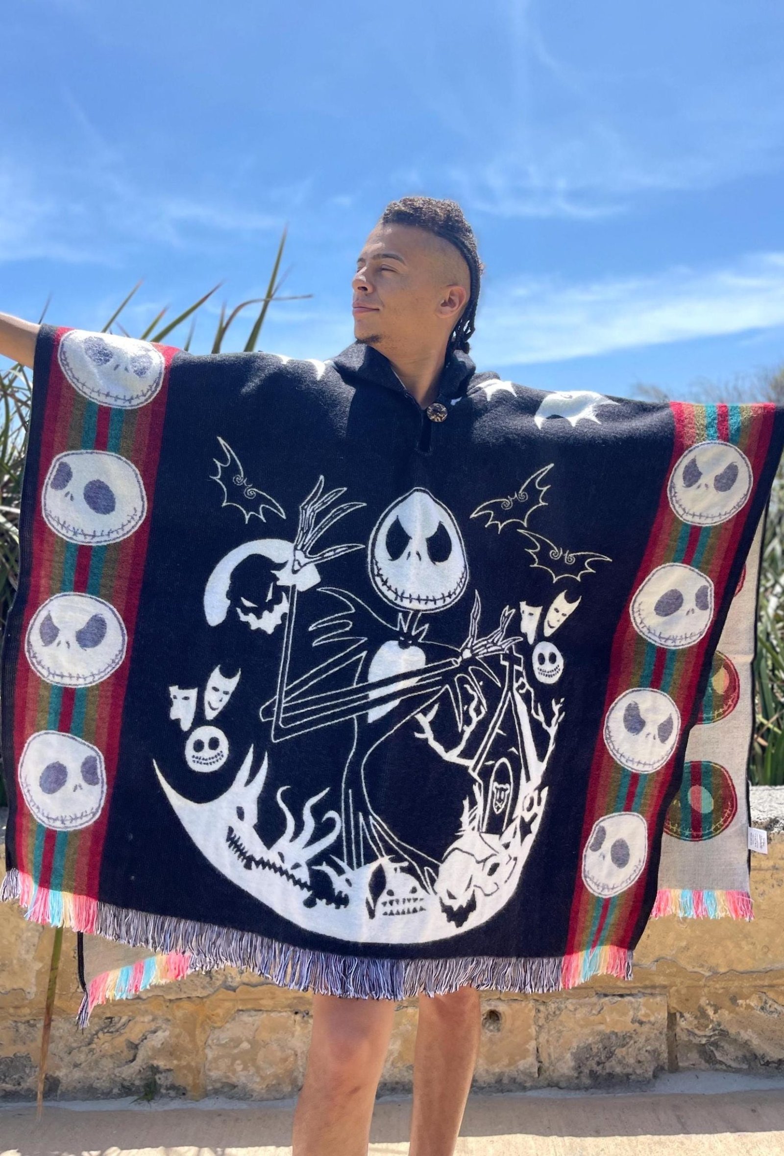 Alpaca Wool Poncho (Jack Skellington)